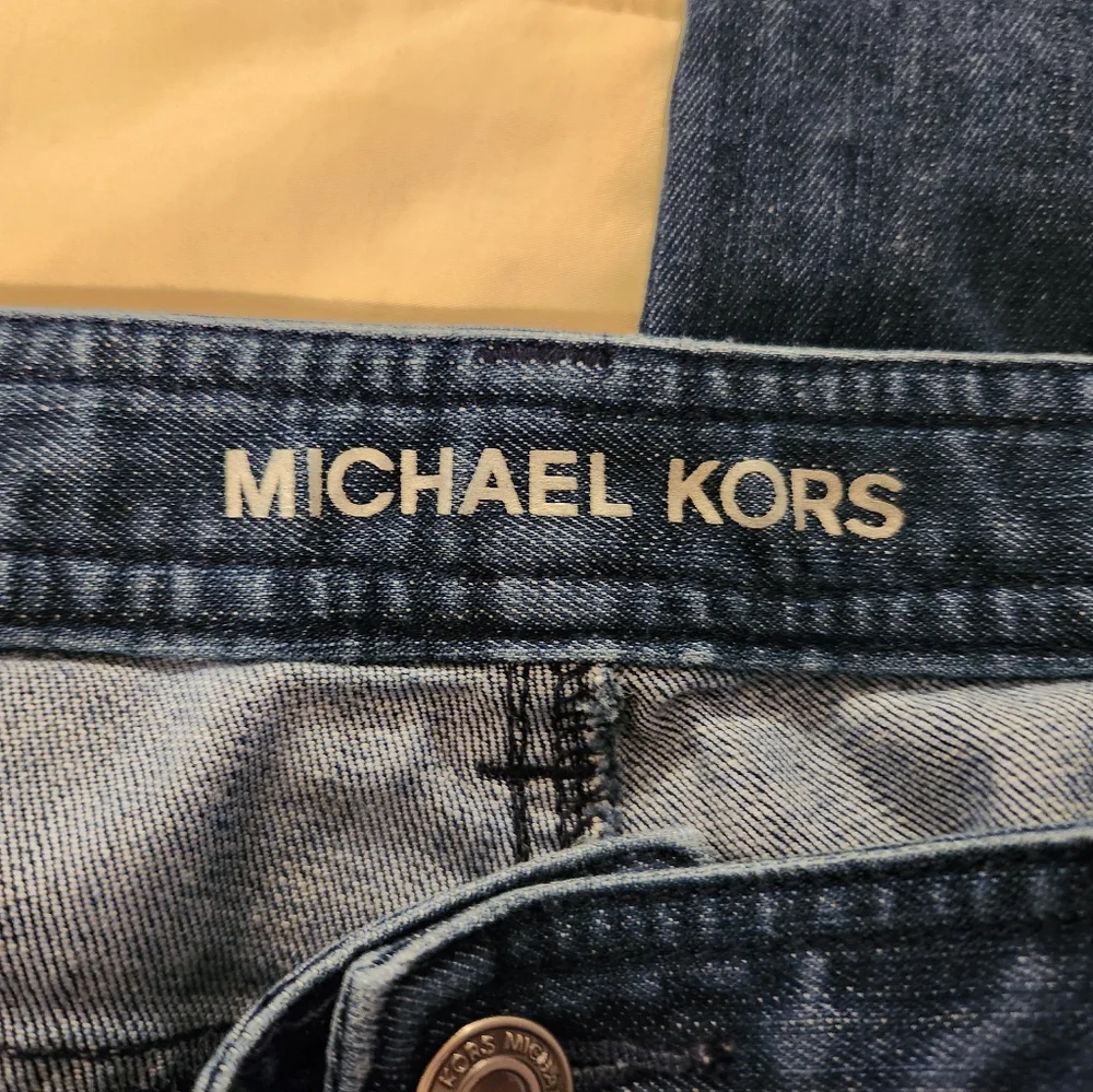 Michael Kors Women's Jeans, Dark Blue Skinny, Embroidered Pocket Detail Sz 8 EUC